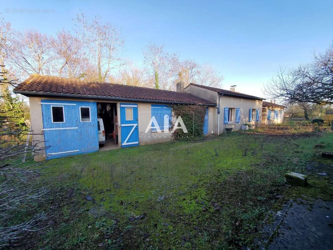 Maison à VERTEUIL-SUR-CHARENTE