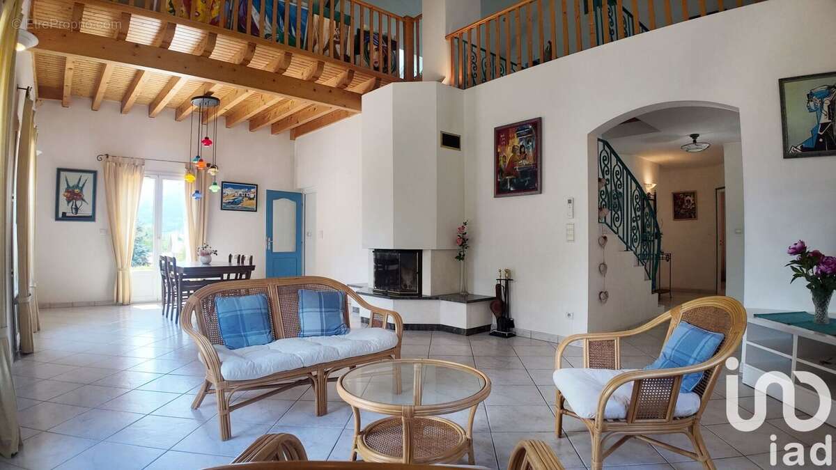 Photo 3 - Maison à SAINT-JEOIRE-PRIEURE