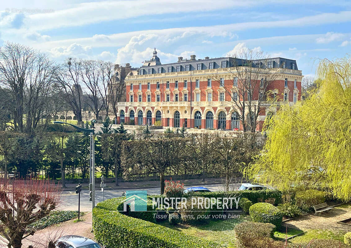 Appartement à MAISONS-LAFFITTE