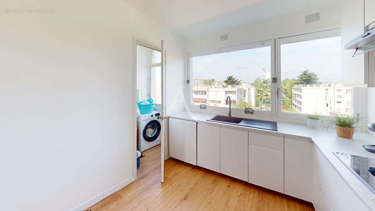 Appartement à CHILLY-MAZARIN