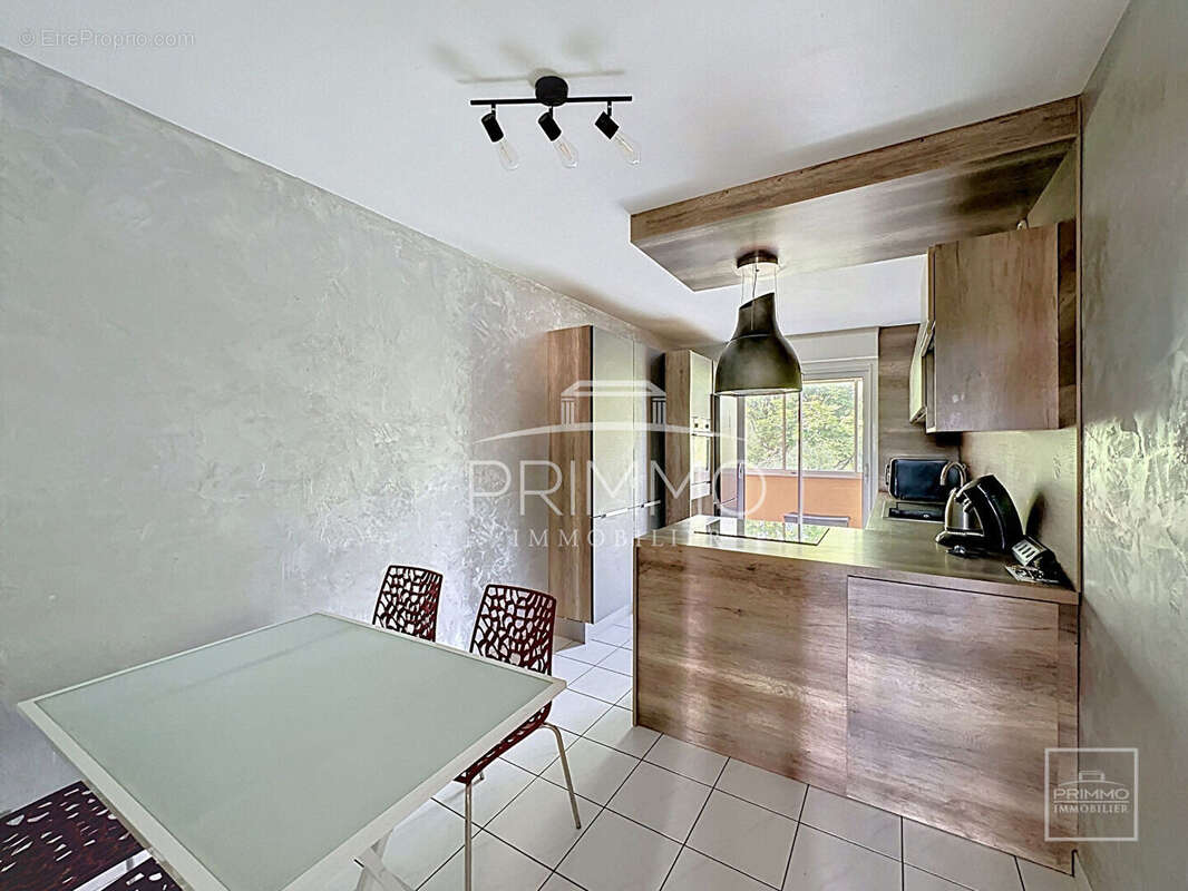 Appartement à LYON-9E