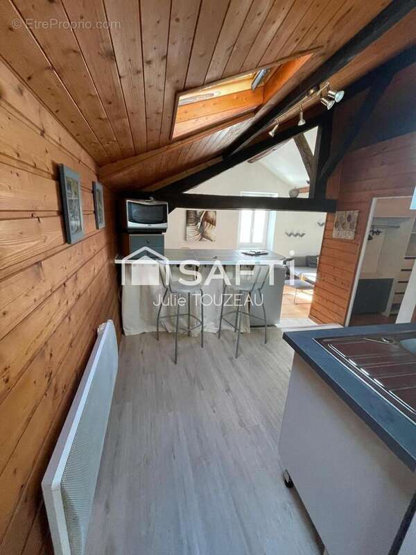 Photo 2 - Appartement à SAINT-JEAN-D'ANGELY