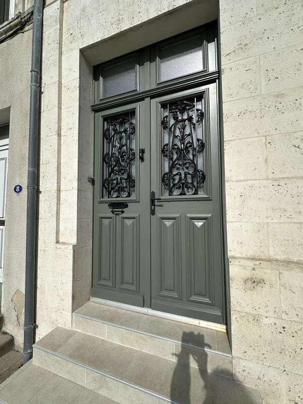 Maison à BARBEZIEUX-SAINT-HILAIRE