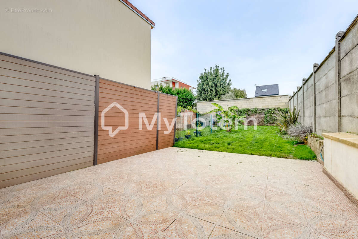 Appartement à MORANGIS