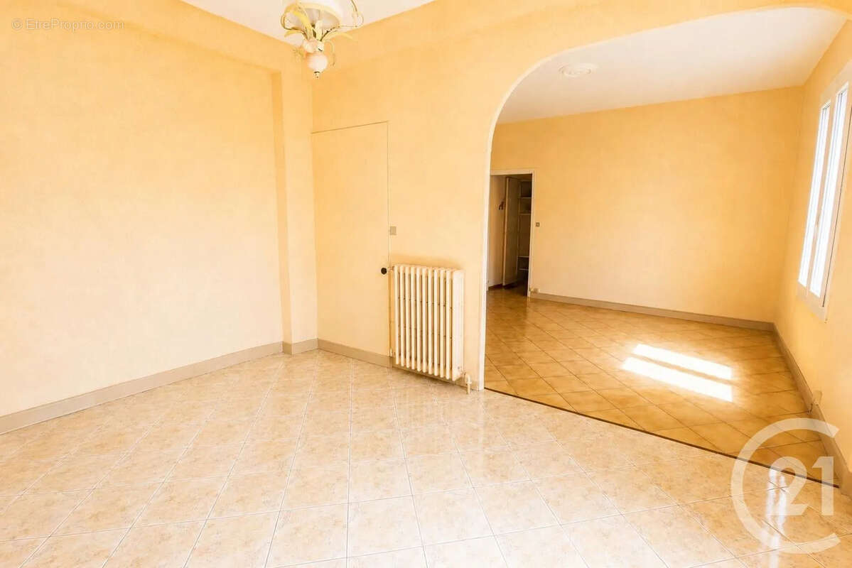 Appartement à MENTON