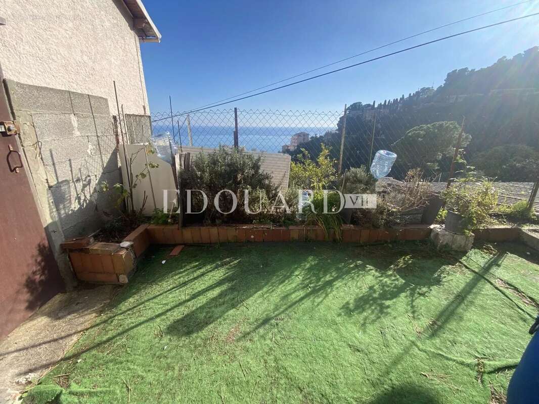 Appartement à BEAUSOLEIL