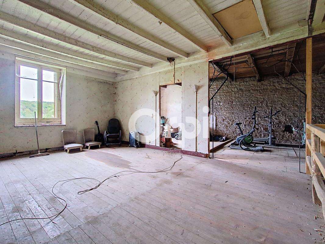 Maison à ROCHES-BETTAINCOURT