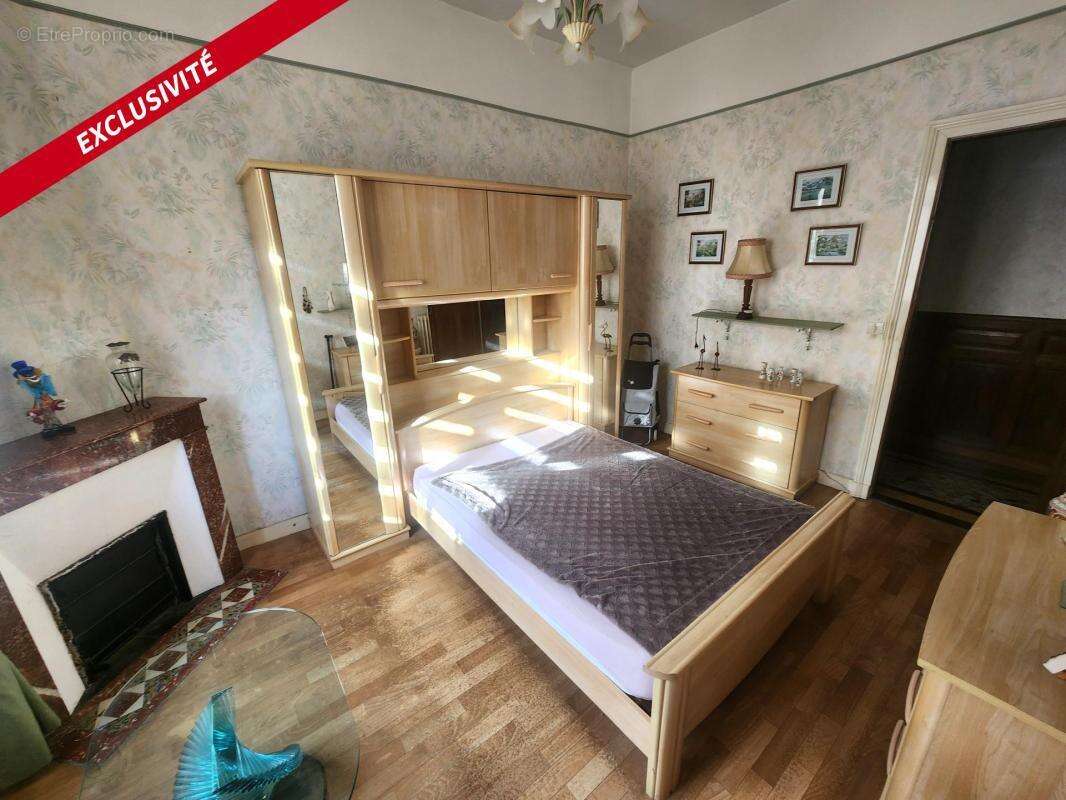 Maison à AMBARES-ET-LAGRAVE