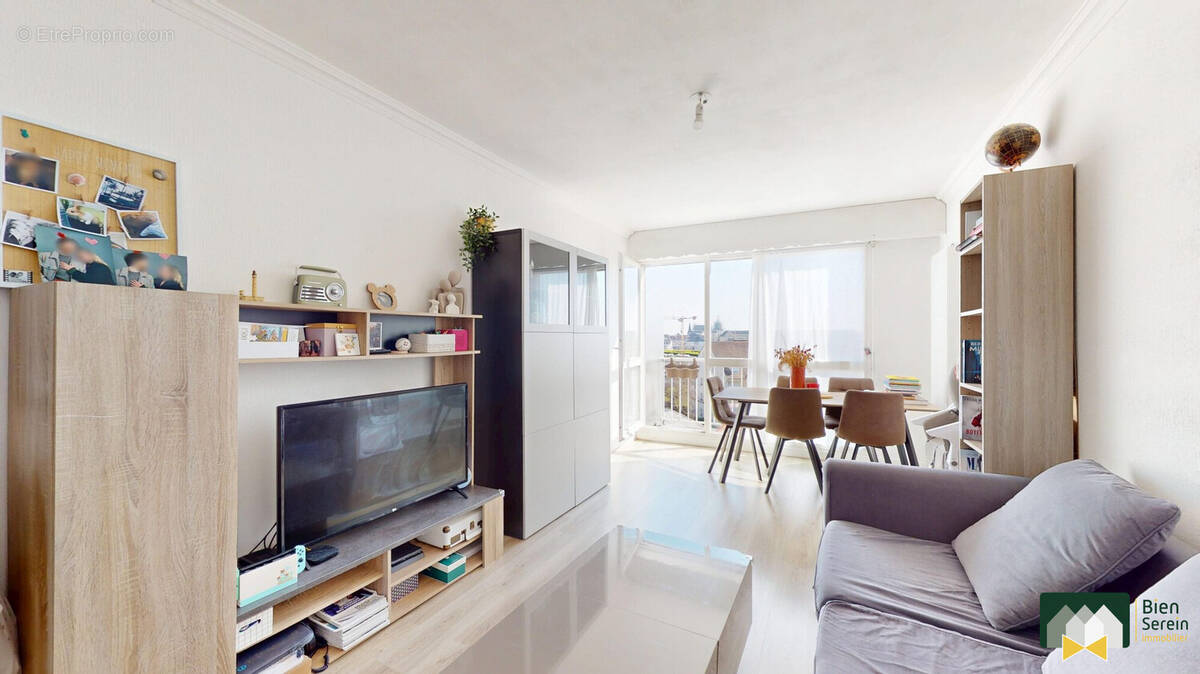 Appartement à MAINVILLIERS