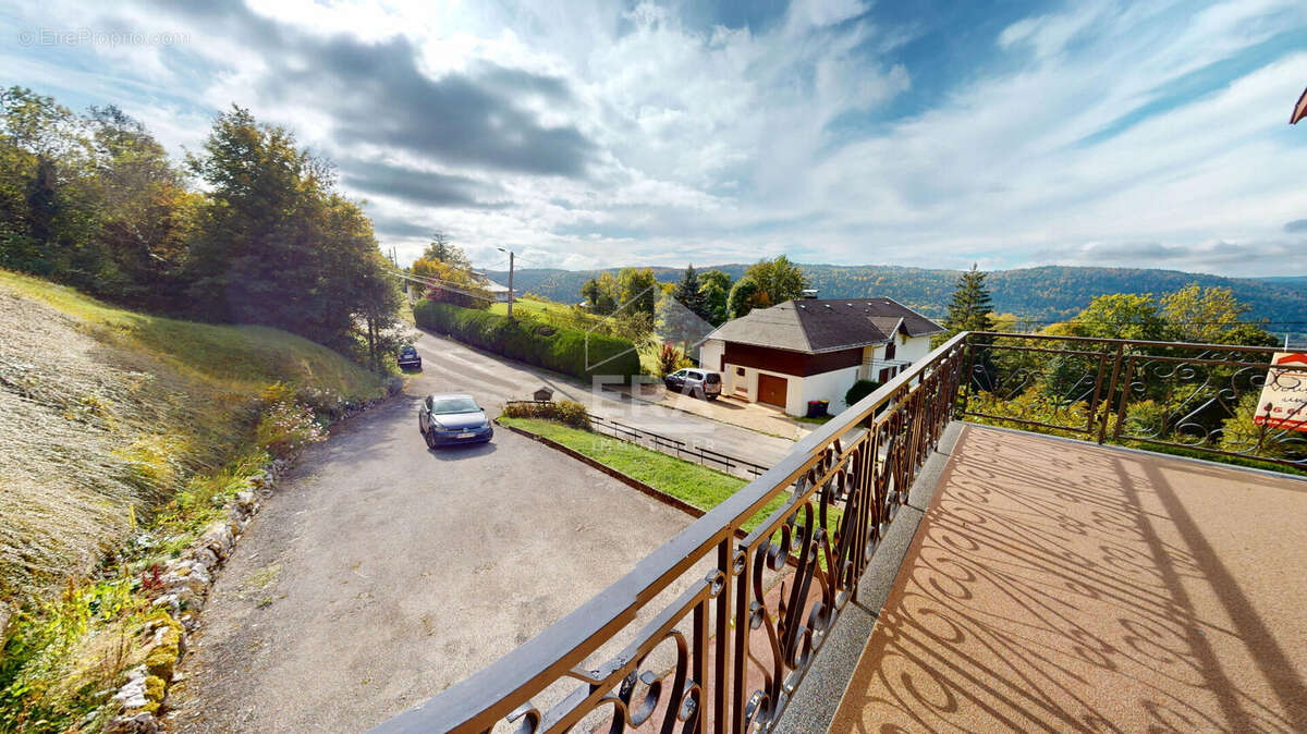 Maison à HAUTEVILLE-LOMPNES