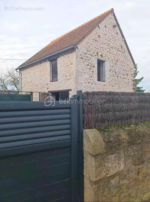 Maison à LA TRIMOUILLE