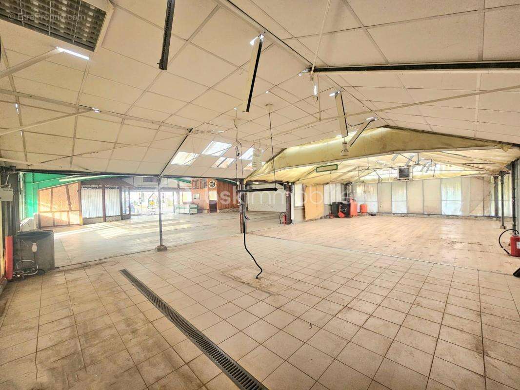 Commerce à SULLY-SUR-LOIRE