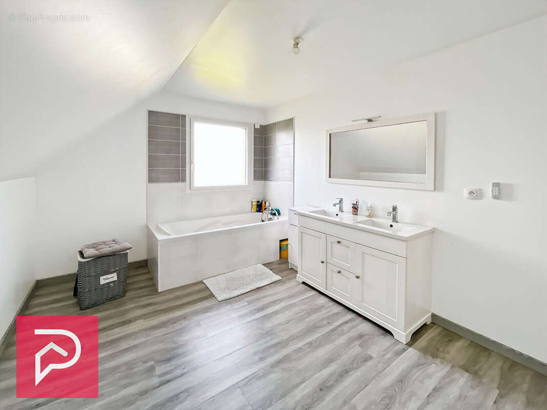 Maison à THIBERVILLE