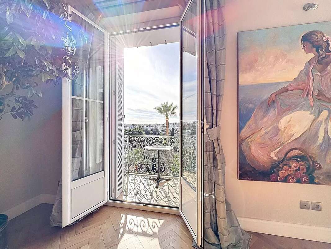 Appartement à CANNES