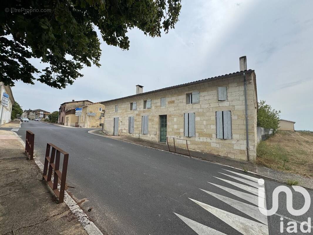 Photo 1 - Maison à MONTAGNE