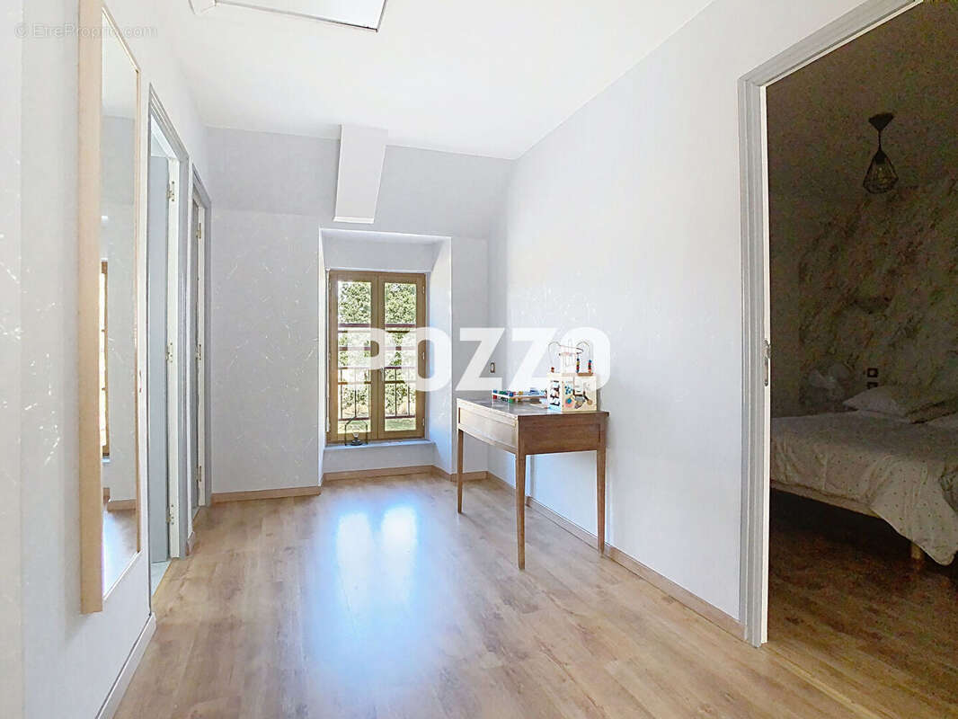 Maison à SAINT-GEORGES-DE-GREHAIGNE