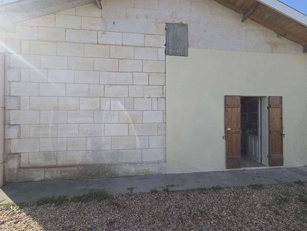 Maison à LES BILLAUX