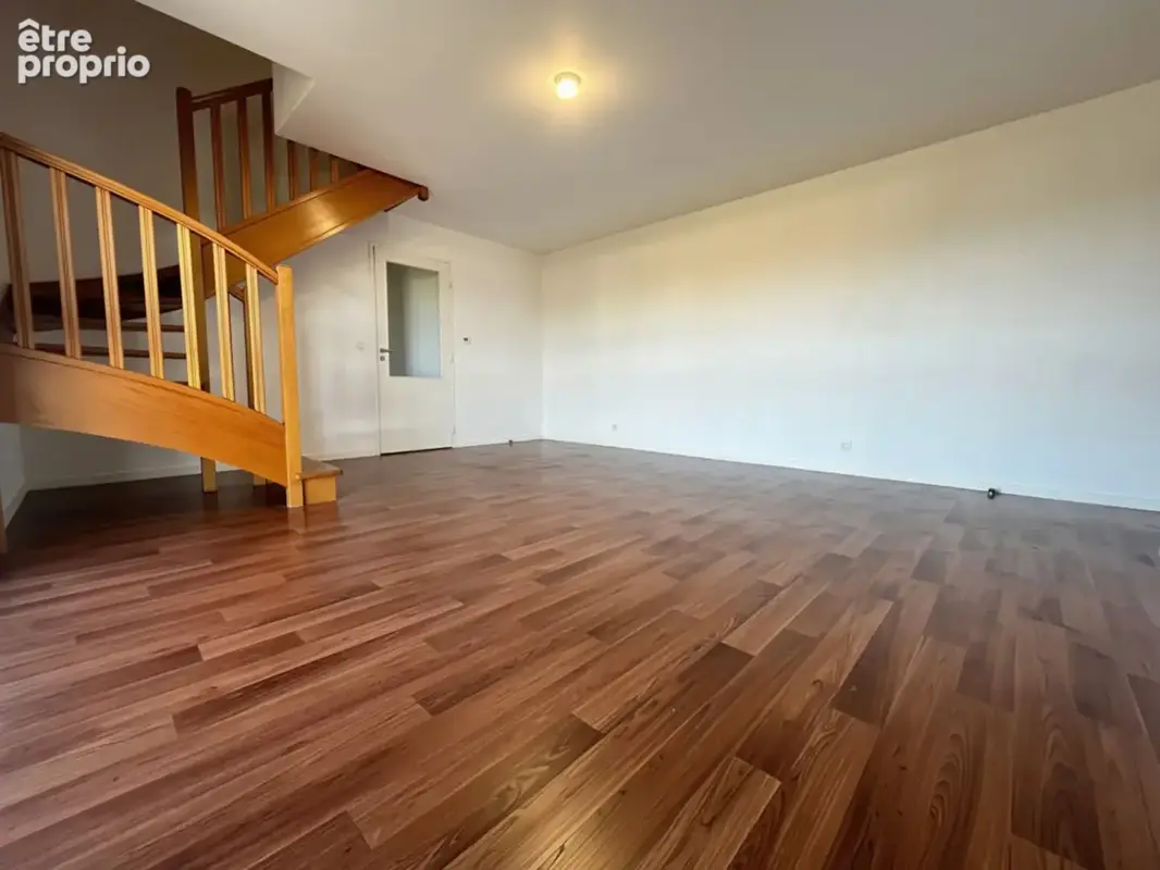 Appartement Lorient 4 pièce(s) 65.24 m2 - photo 2