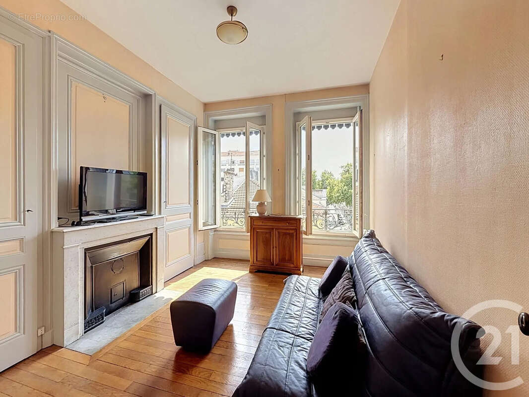 Appartement 34 m² à Lyon-7e  - photo 5