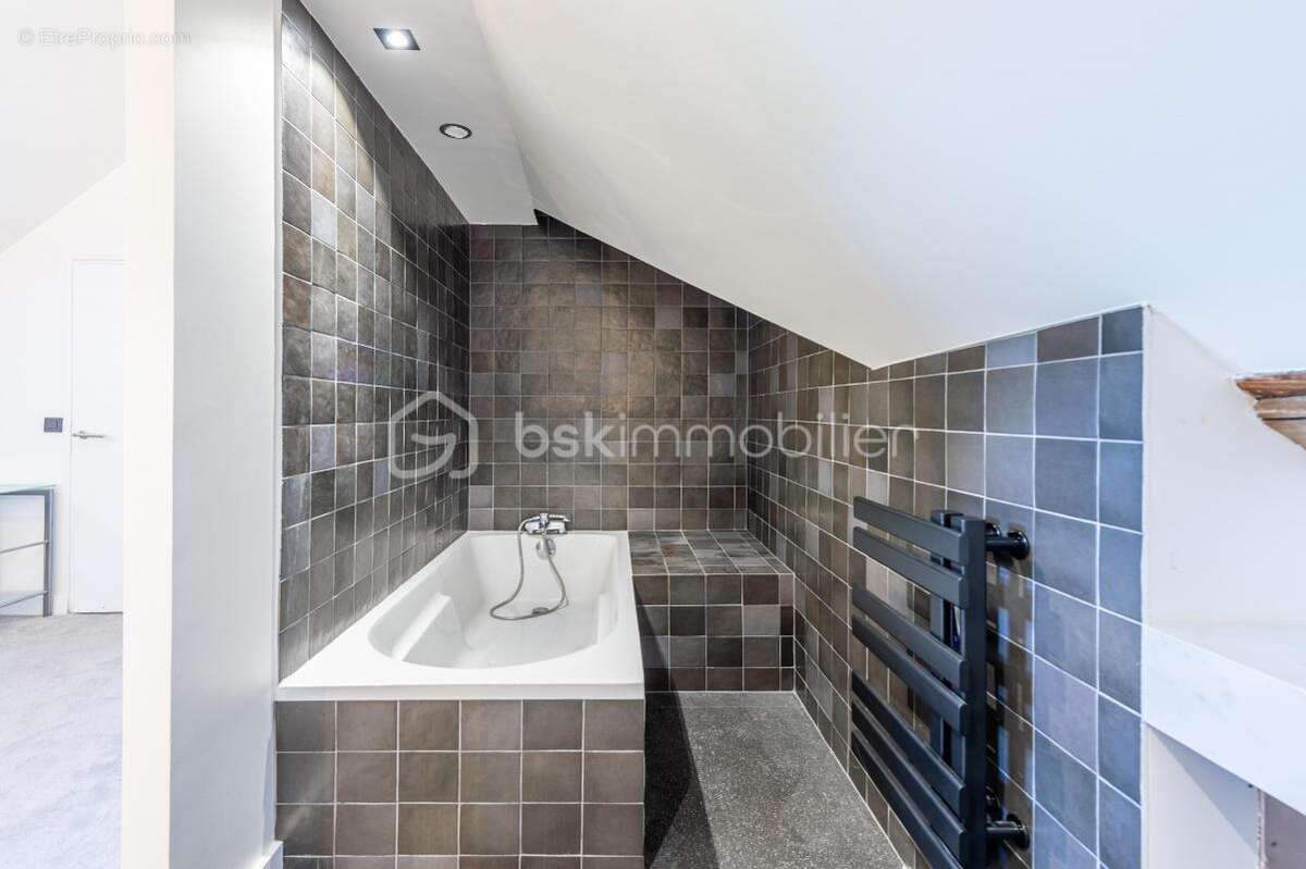 Maison à SAINT-JORIOZ