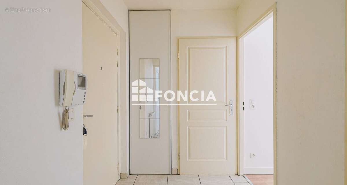Appartement à GIERES