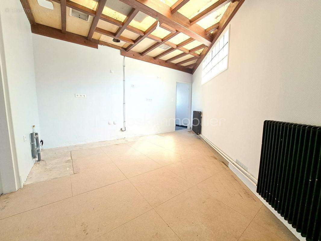 Maison à MAREUIL-CAUBERT