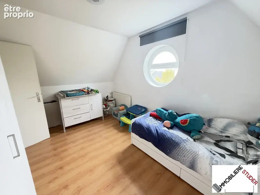 Duplex dernier étage avec balcon 11m2 + garage + parking - photo 7