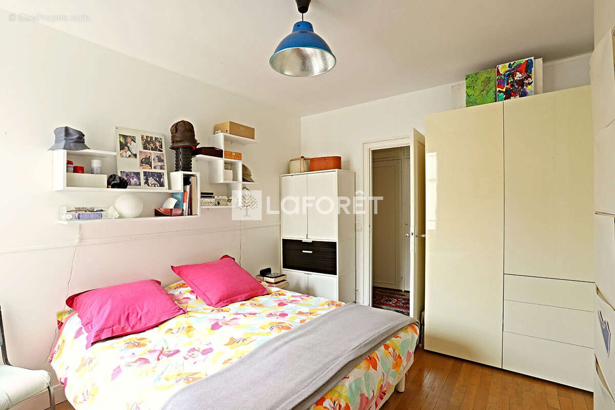 Appartement à PARIS-14E
