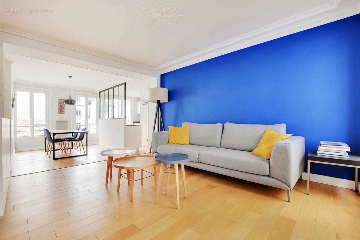 Appartement à NEUILLY-SUR-SEINE