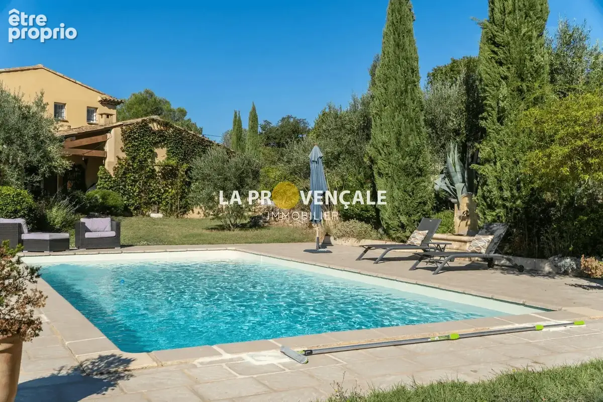 Maison 5 pièces 155 m² à vendre à Pourrieres (83910) - photo 2