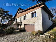 Maison à SANSAC-DE-MARMIESSE