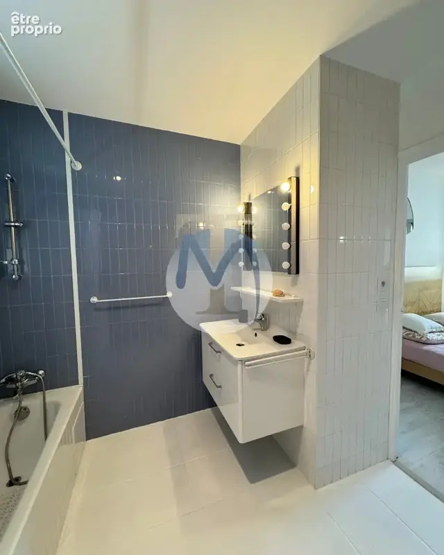 Canetoise 6 pieces avec piscine + dependances - photo 10