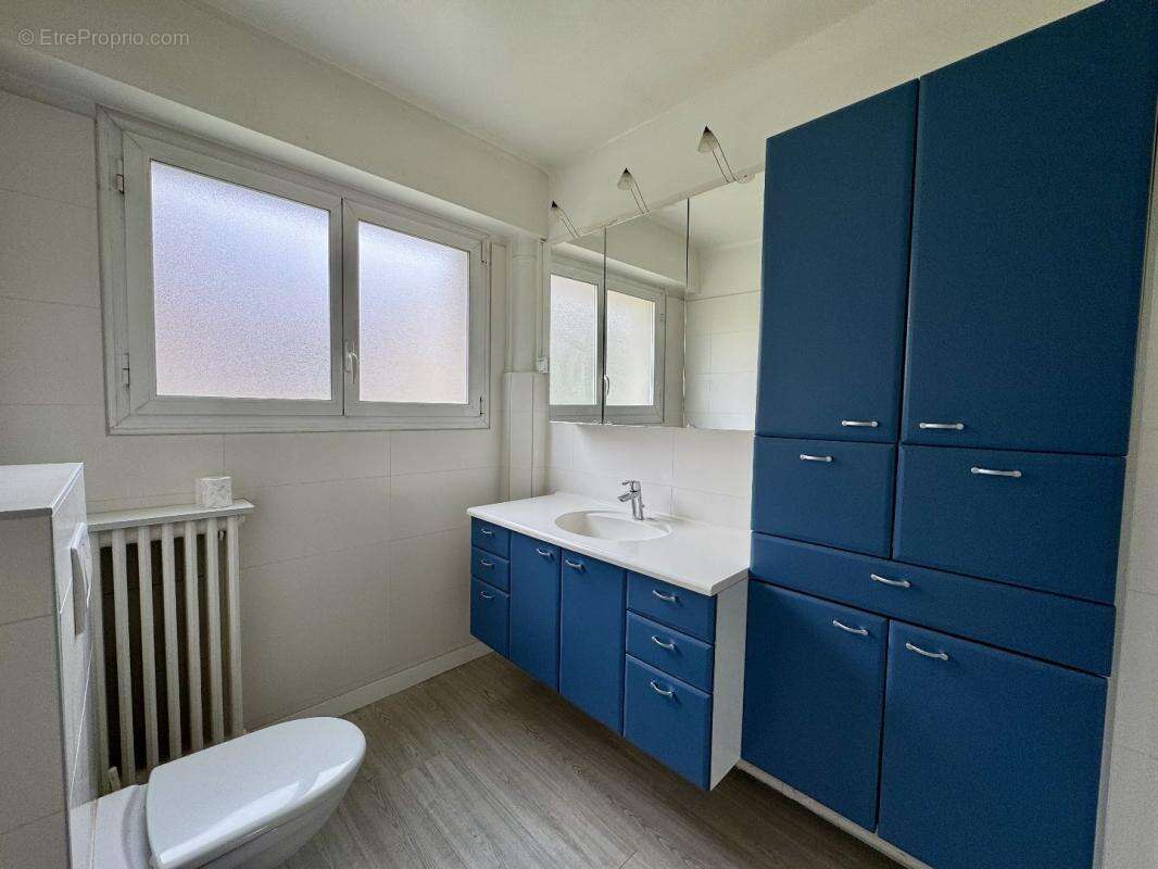 Appartement à ASNIERES-SUR-SEINE