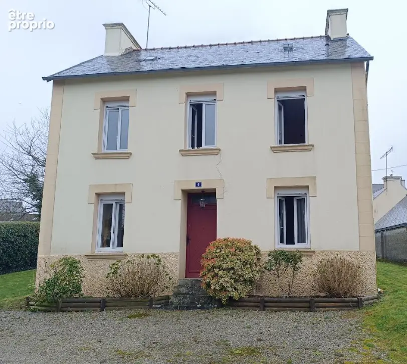 29970 Trégourez maison de bourg charmante avec 3  chambres , pas de vis à vis, joli jardin - photo 2