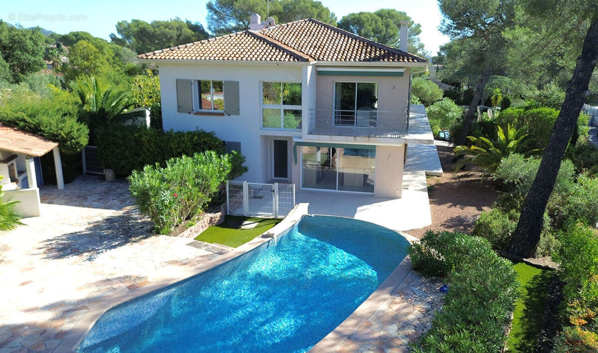 Maison à SAINT-RAPHAEL