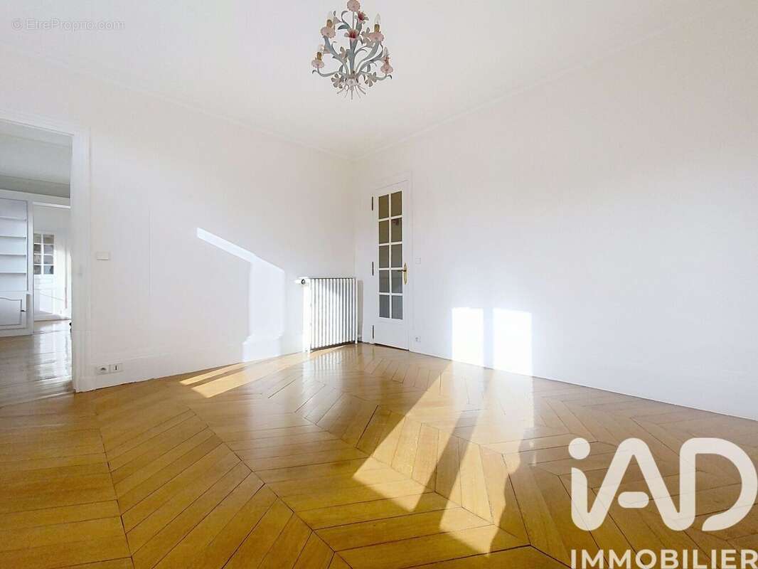 Photo 4 - Appartement à VERSAILLES