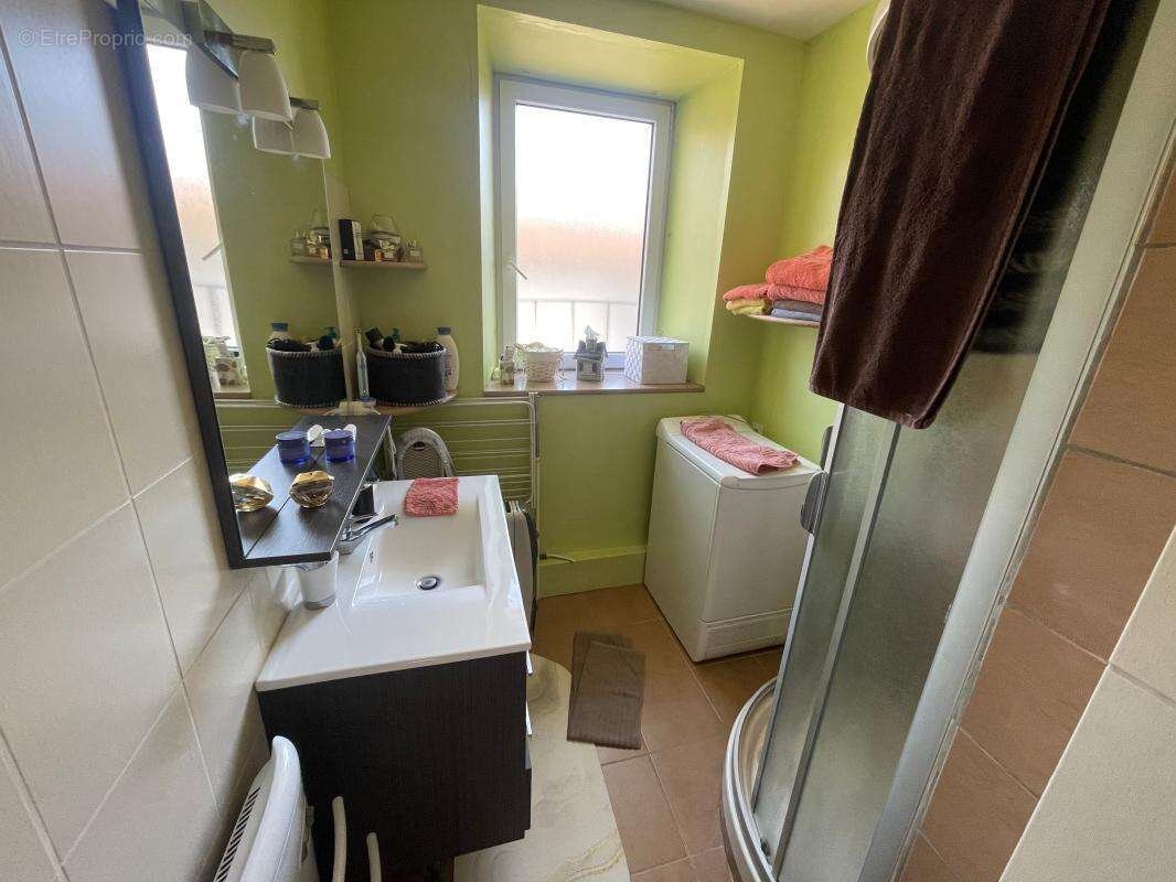 Appartement à JOYEUSE