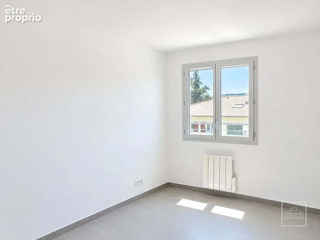 Vaugneray - Appartement T3  62 M² avec terrasse - photo 6