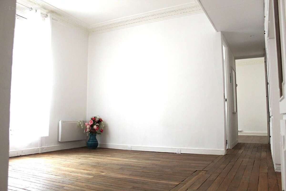 Appartement à PARIS-15E