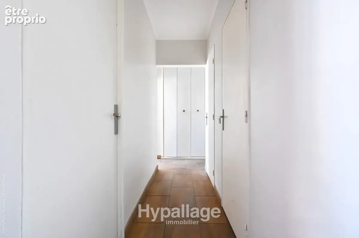 Vente appartement T4/5 105 m2 13009 - photo 9