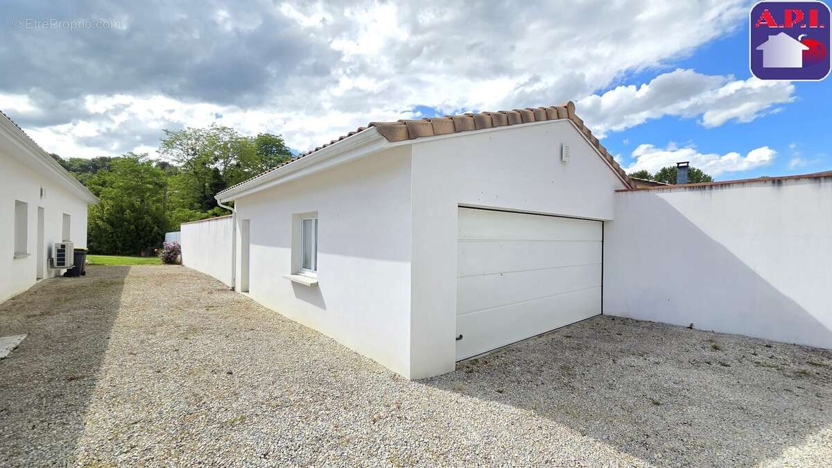 Maison à LE VERNET