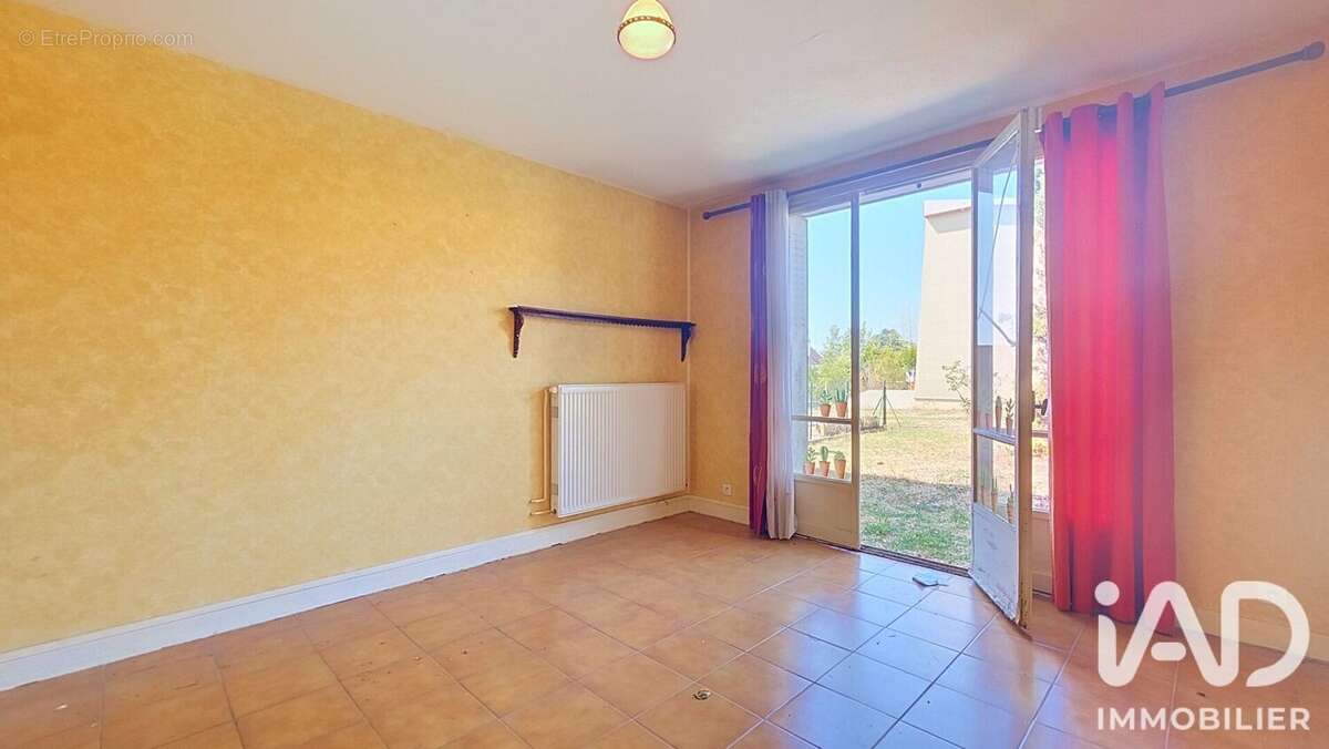 Maison 70 m² à Yzeure  - photo 2