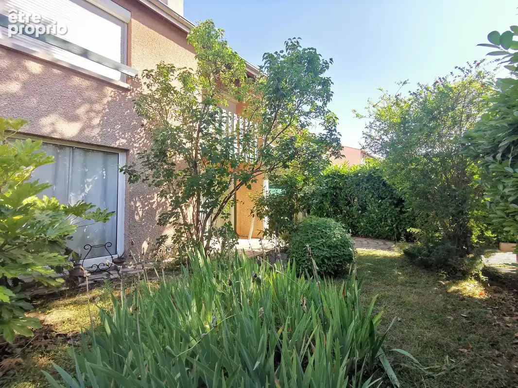 Maison familiale avec jardin, quartier agréable - photo 10