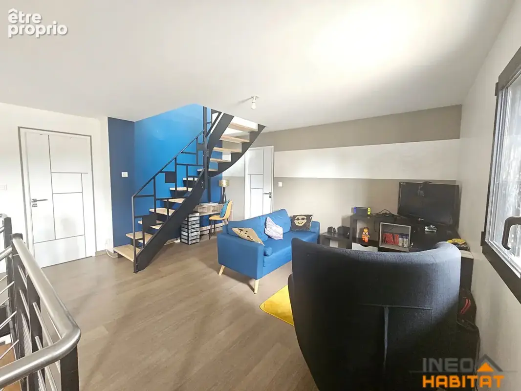 Maison Contemporaine Geveze 7 pièce(s) 202 m2 - photo 9