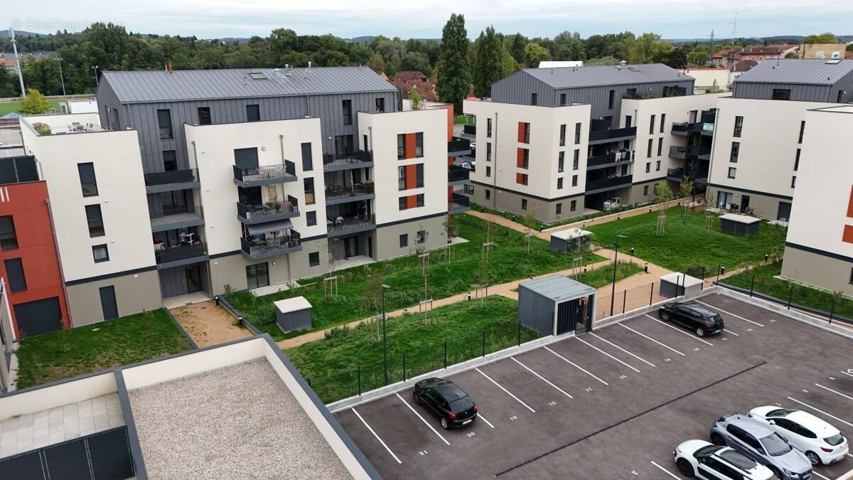 Appartement à PONT-DE-CHERUY