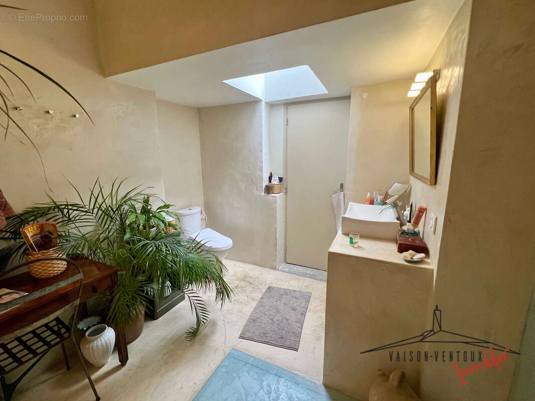 Maison à VAISON-LA-ROMAINE