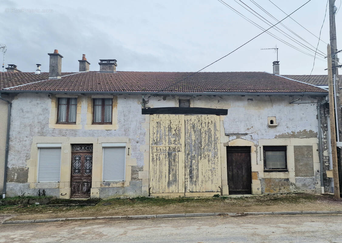 Maison à BROUSSEY-EN-BLOIS