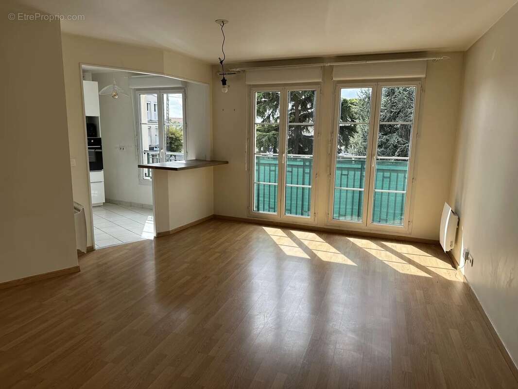 Appartement à MORANGIS