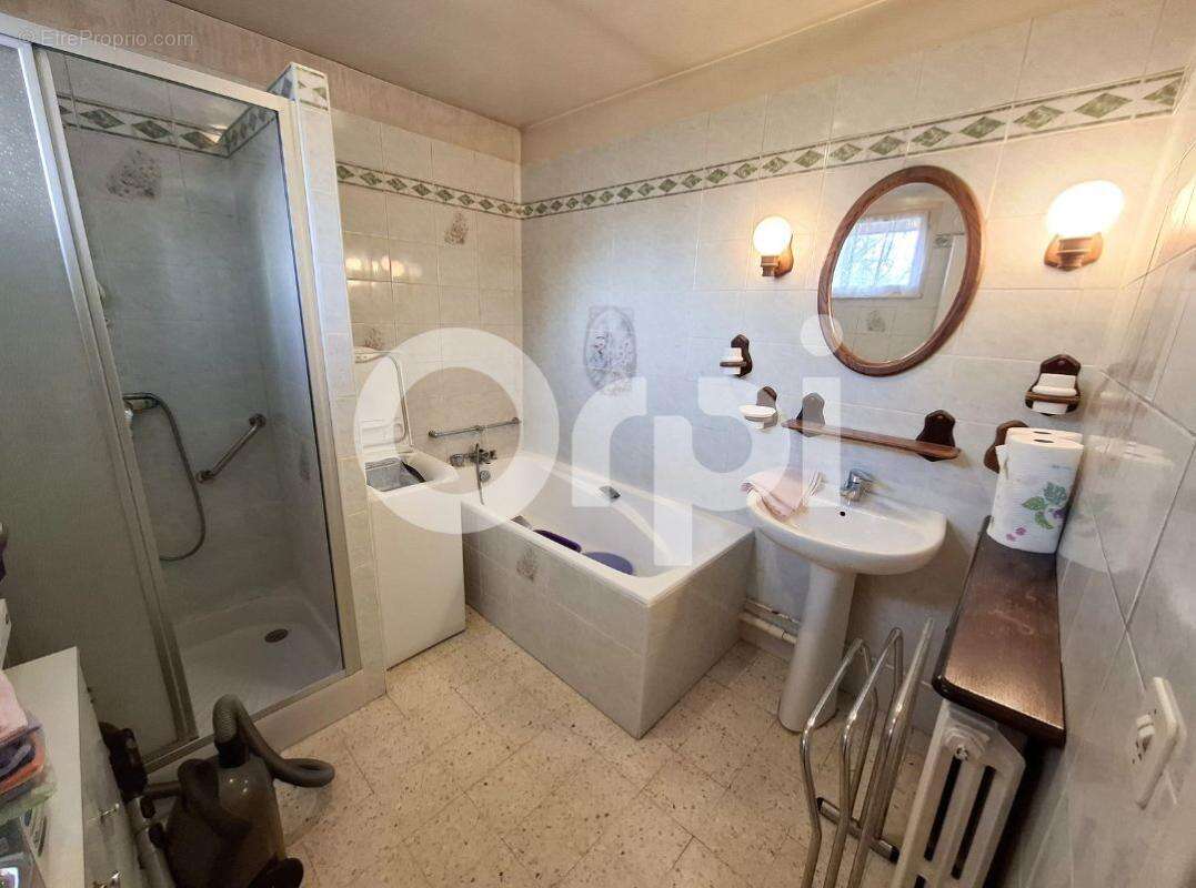 Maison à TROSLY-BREUIL