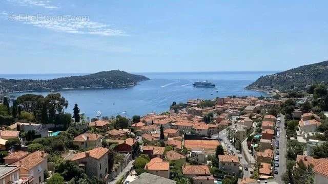 Appartement à VILLEFRANCHE-SUR-MER